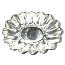 Wavy Oval Petit Four Mould 47mm