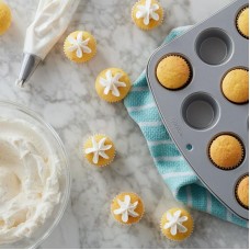 Large Mini Cupcake Liner White (830)